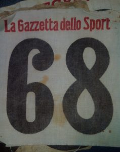 n 68 pettorale Giro d?Italia di vasco Modena